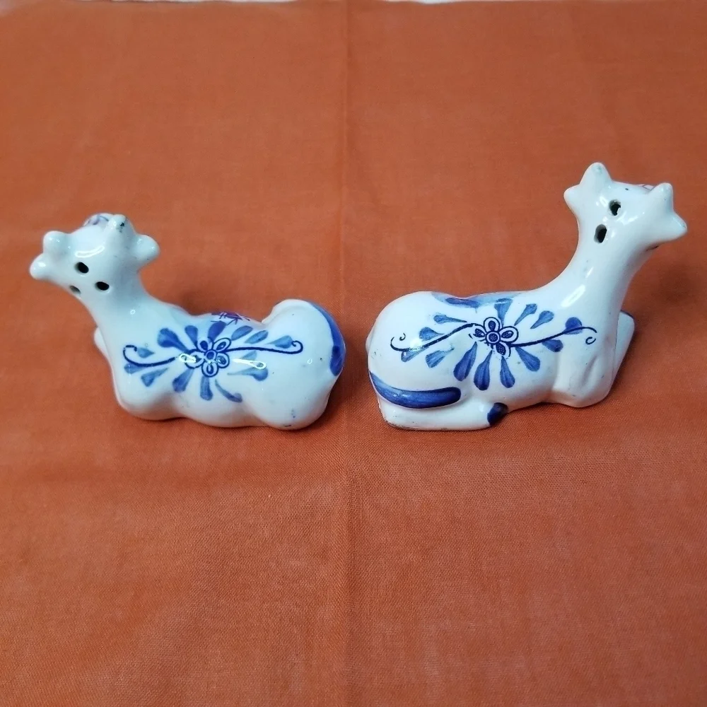 Vintage Blue & White Ceramic Cow Salt & Pepper Shakers, Holland Windmill Design